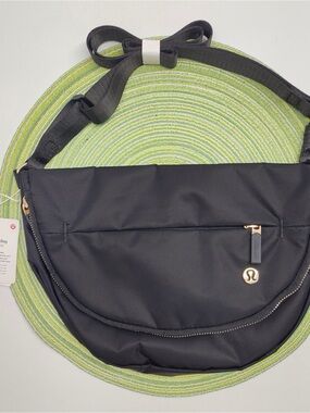 lululemon everywhere belt bag large grey sage — The Dashery LULULEMON - Everywhere Belt Bag